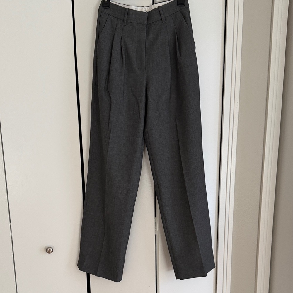Aritzia Gray Women's Trousers